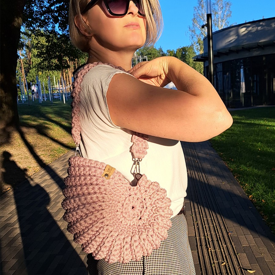 Nerta rankinė NAUTILĖ